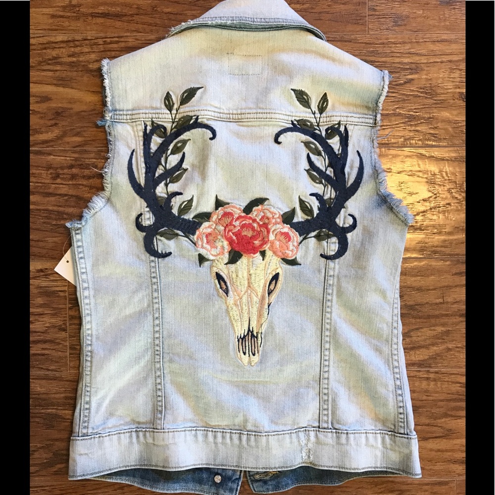 Driftwood Embroidered Denim Vet